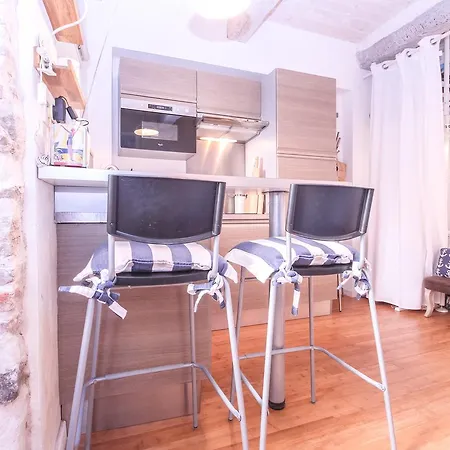 Horloge Vieil Bnbkeys Apartment Antibes